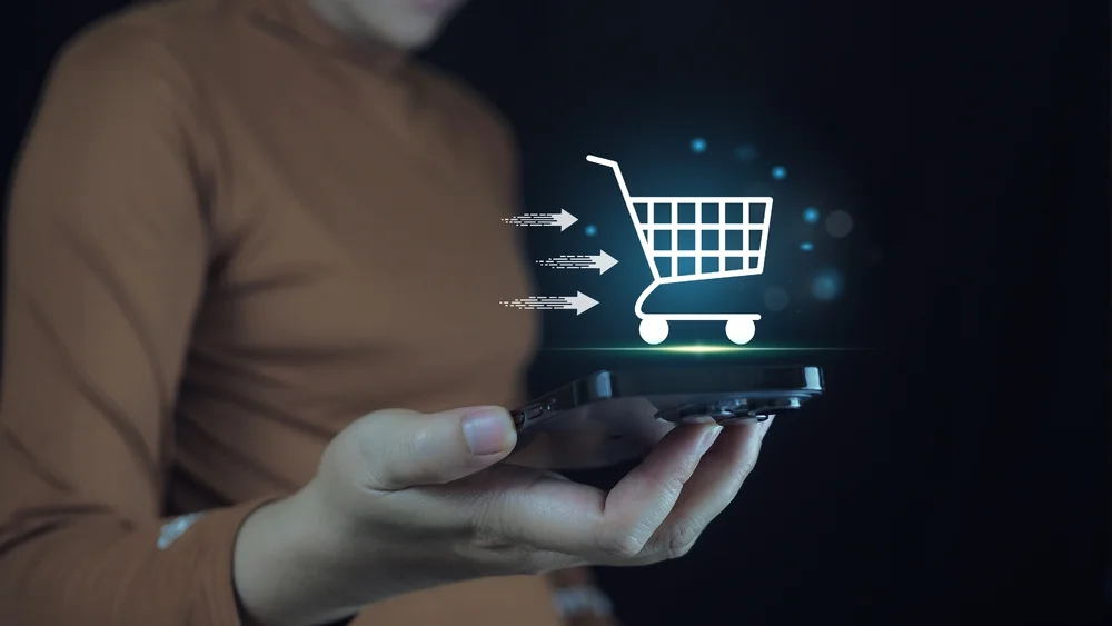 Site E-Commerce Maroc – concept de shopping en ligne sur smartphone