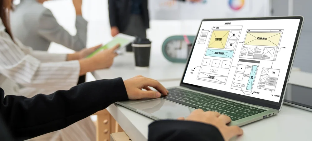 Comment Bâtir une Plateforme en Ligne Moyenne Entreprise qui Domine son Marché