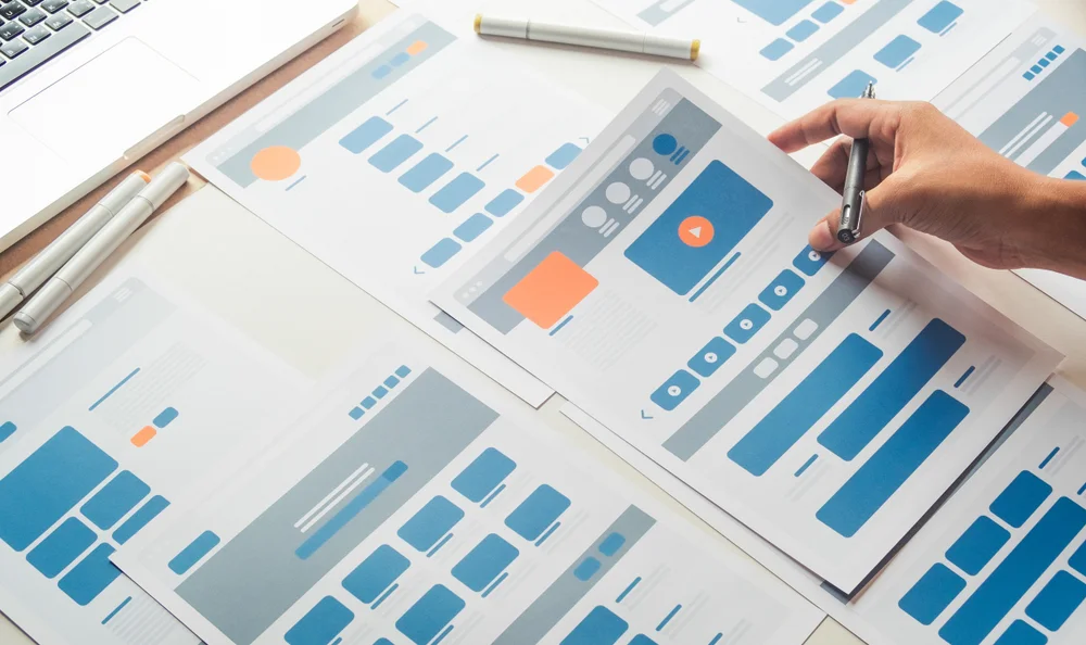 Plateforme web personnalisée entreprise : guide stratégique complet pour 2025